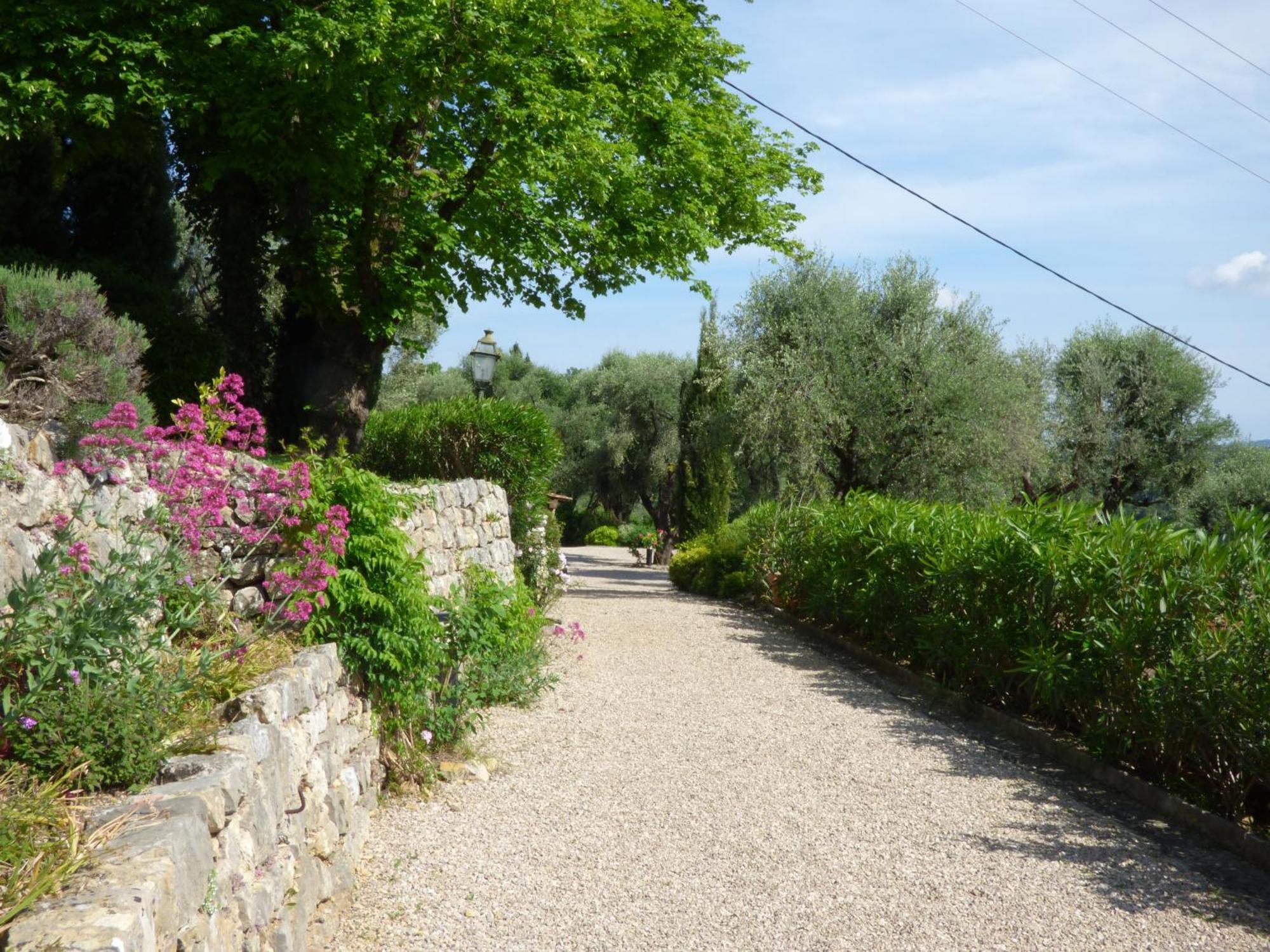 Apartment Cezanne With Heated Pool And Private Garden Chateauneuf-Grasse Экстерьер фото